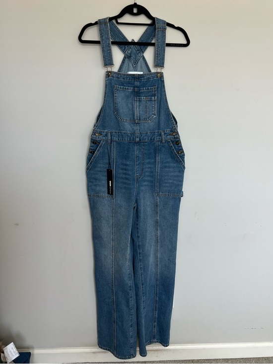 Fashion Nova NO LIMITS SEAMED UTILITY
DENIM OVERALLS NWT Size S - Picture 4 of 9